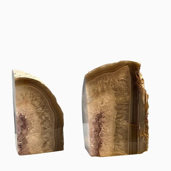 Amethyst Geode Center Agate bookends w/ Naturally Heart Shaped Stone, 4+ lbs. - Picture 6 of 14